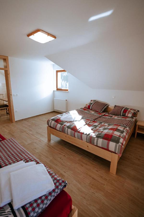 Apartments Cenda Zelezniki Kültér fotó