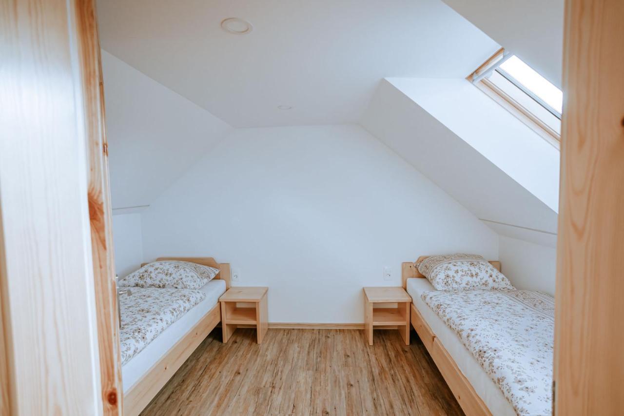 Apartments Cenda Zelezniki Kültér fotó