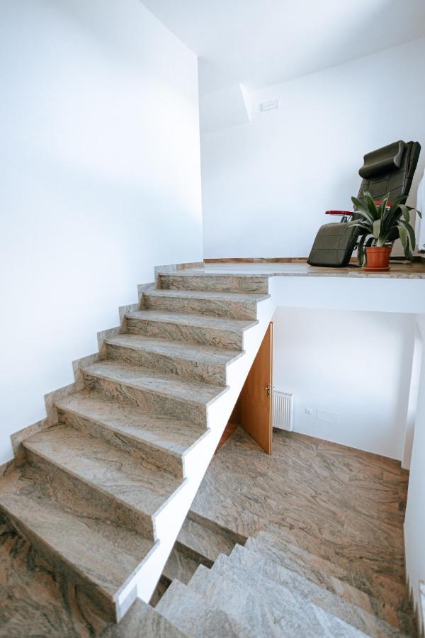 Apartments Cenda Zelezniki Kültér fotó